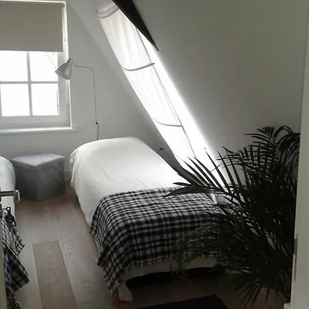 86 Guest house